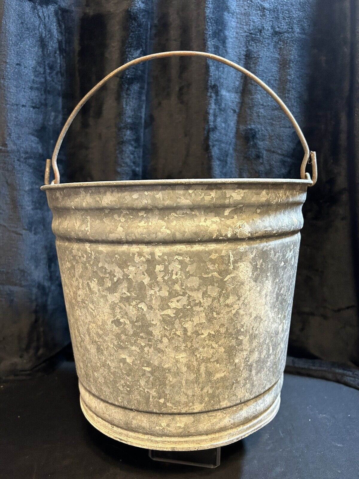 Vintage Round Galvanized STEEL Bucket Hollds Water 10 1/2