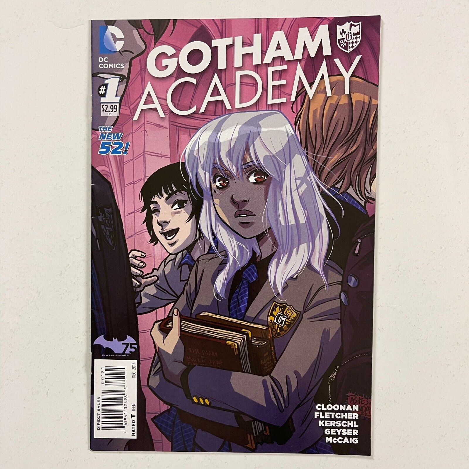 GOTHAM ACADEMY 1 1ST APPEARANCE MAPS 1:25 CLOONAN INCENTIVE VARIANT (2014, DC)