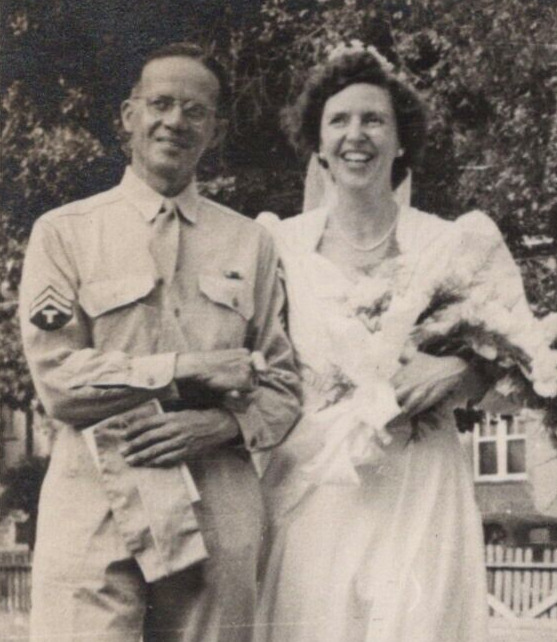 5B Photograph 1944 Cute Couple Just Married Military Uniform Wedding Man Woman
