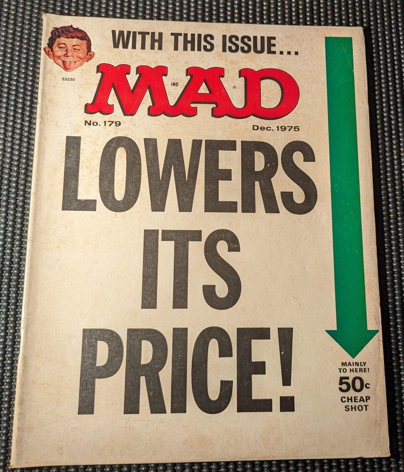 Dec 1975 Mad Magazine #179 Mad Lowers its Price - Comic Satire Funny