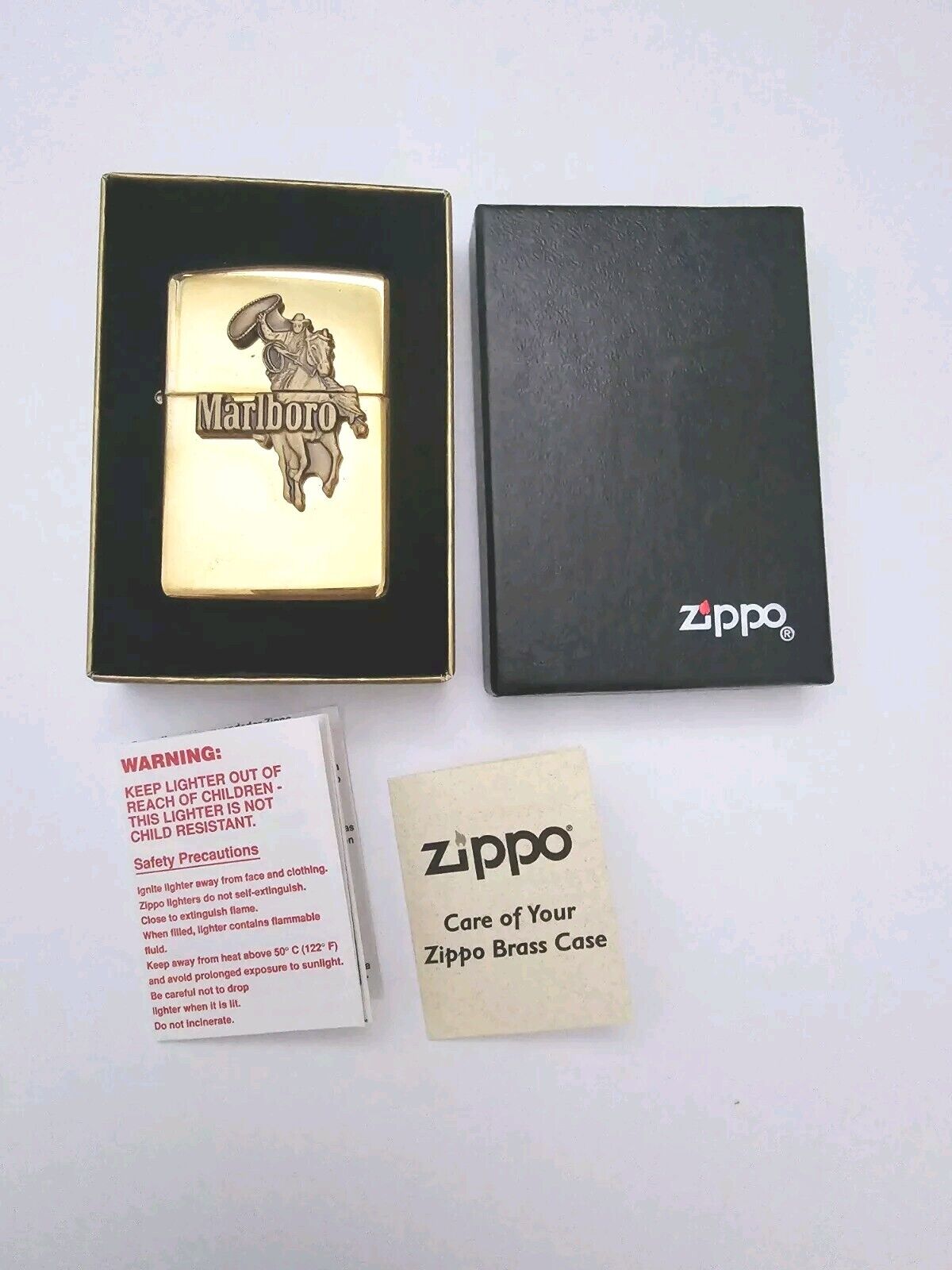 RARE Vintage UNUSED MARLBORO LASSO ZIPPO Lighter