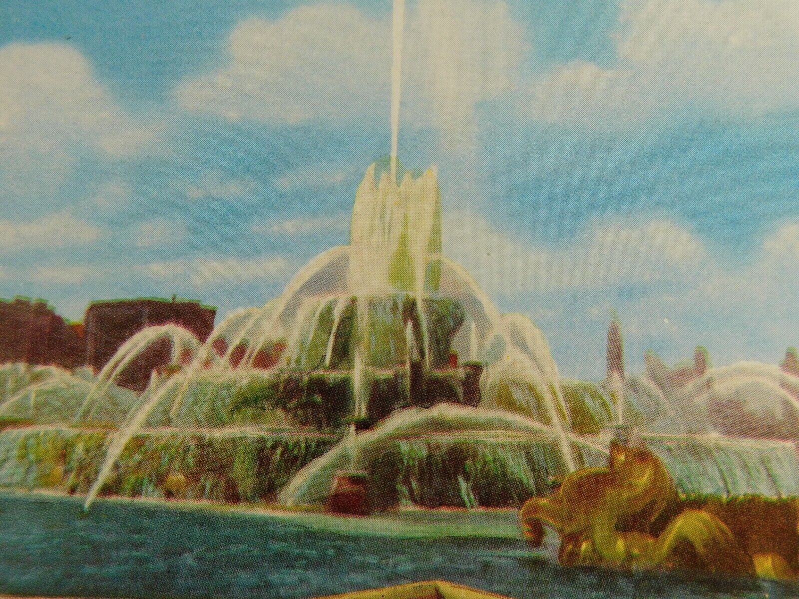 Buckingham Fountain Grant Park Chicago Illinois Vintage Postcard