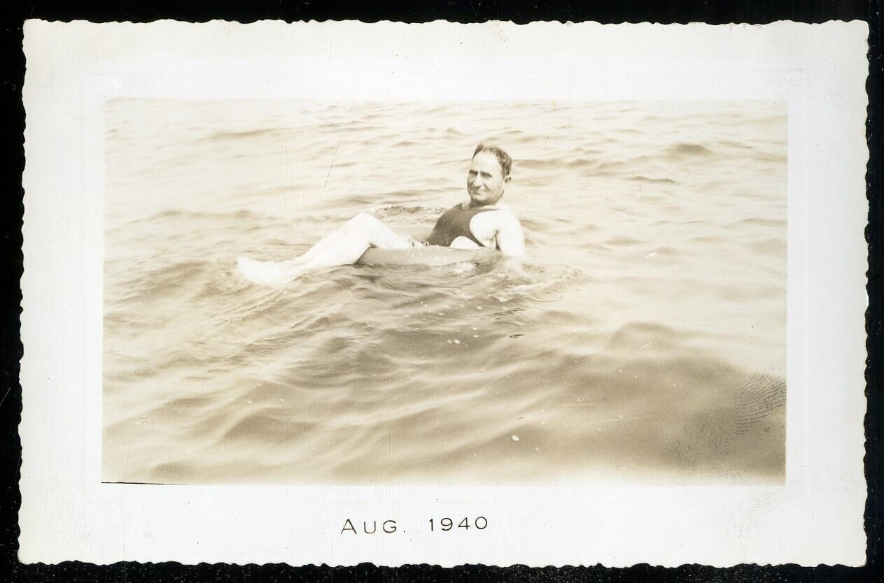Vintage Photo MAN FLOATS ON INNER TUBE IN LAKE Gay Interest 1940 02