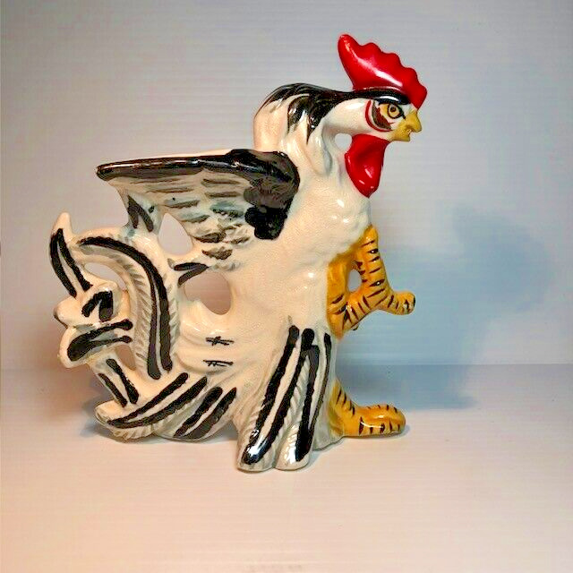 Rooster ceramic wall hanging from Japan Vintage Napco (?) in nice condition
