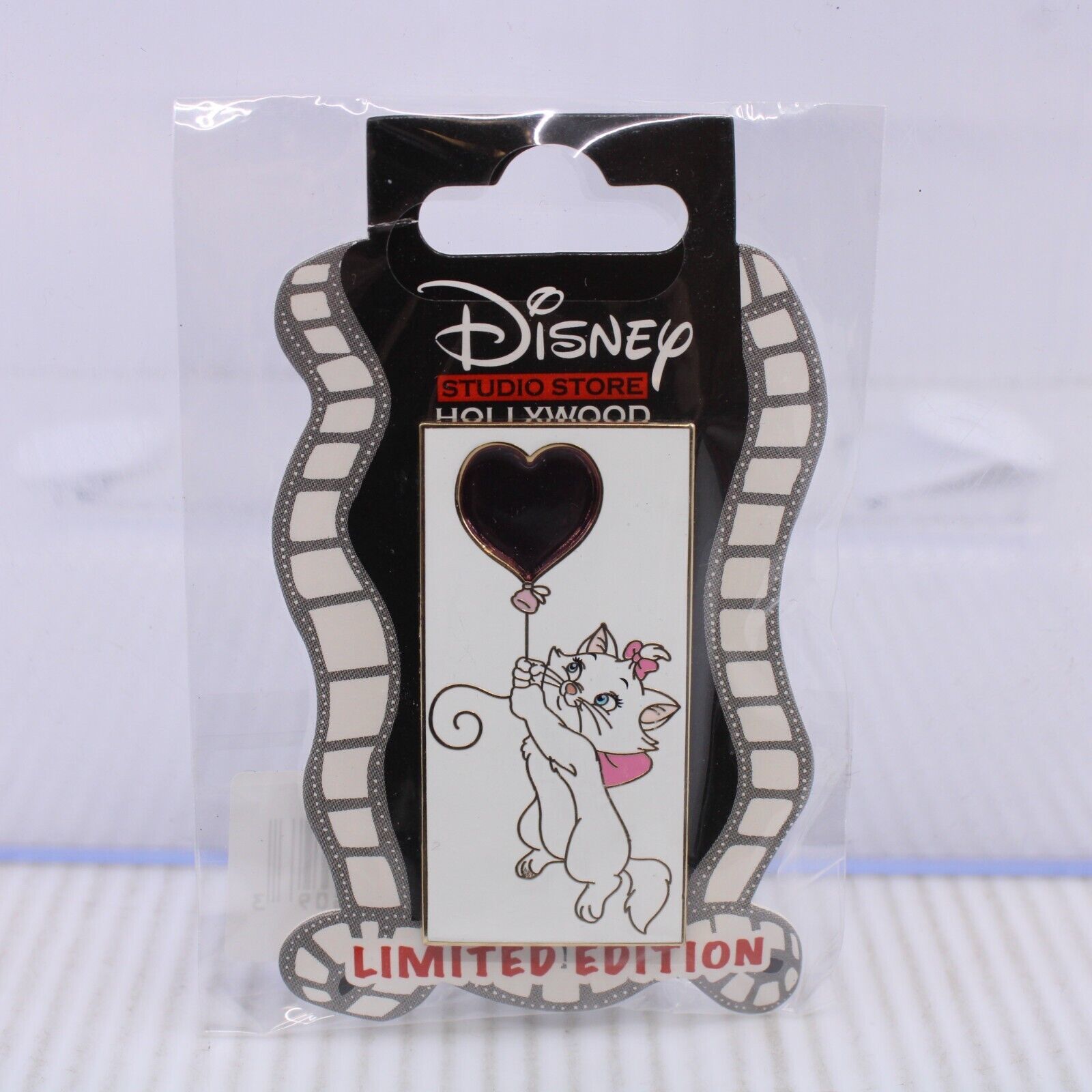B5 Disney DSF DSSH Pin LE Marie Aristocats Stained Glass Heart Valentines Day