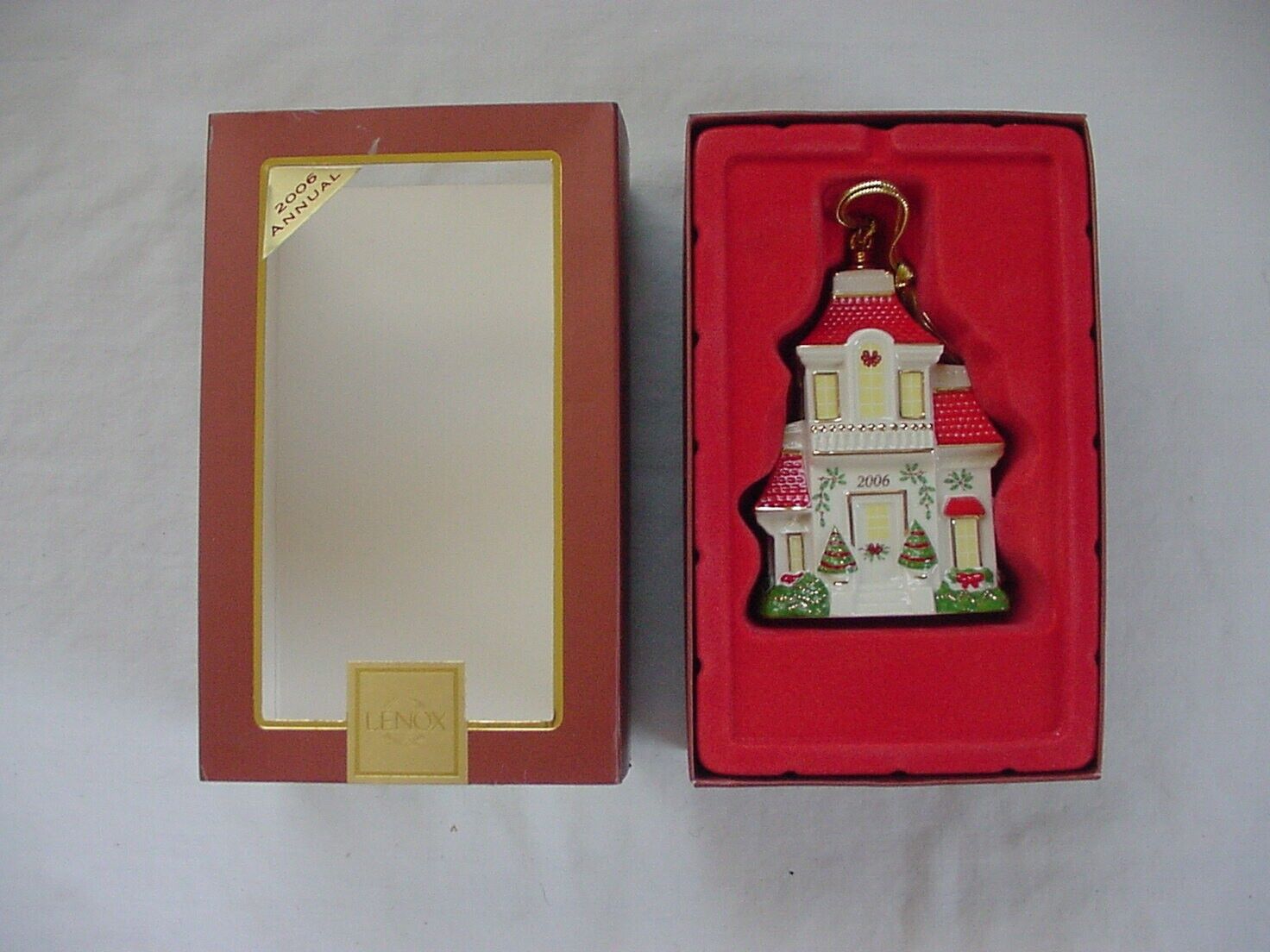 2006 Lenox annual Christmas ornament