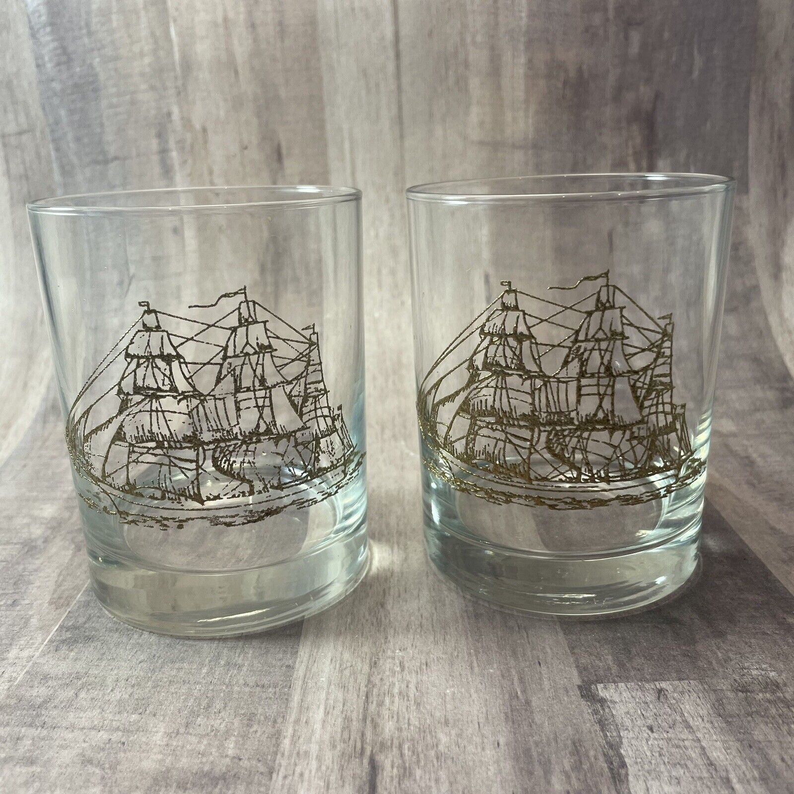 Set 2 Vintage Culver Gold Embossed Clipper Ship Low Ball Glasses Old Fashioned