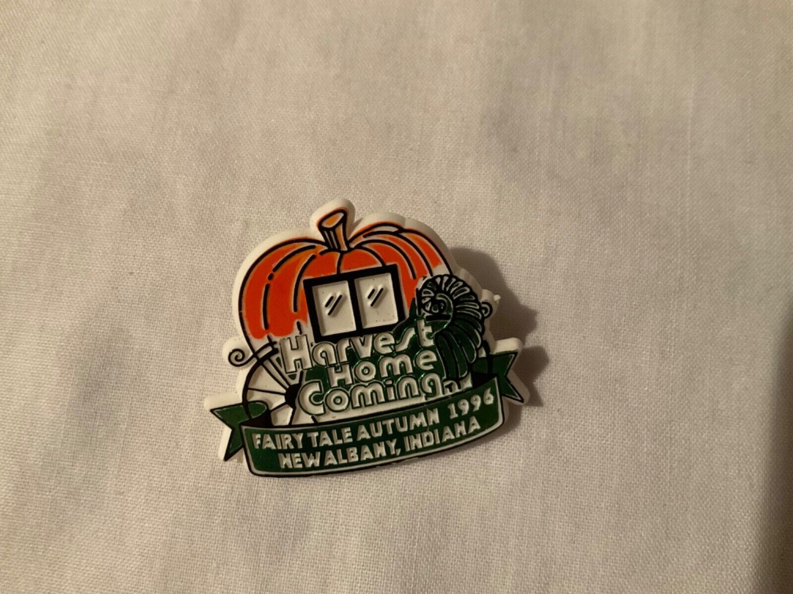 Harvest Homecoming New Albany INDIANA Vintage 1996 Lapel Pin - FAIRY TALE AUTUMN