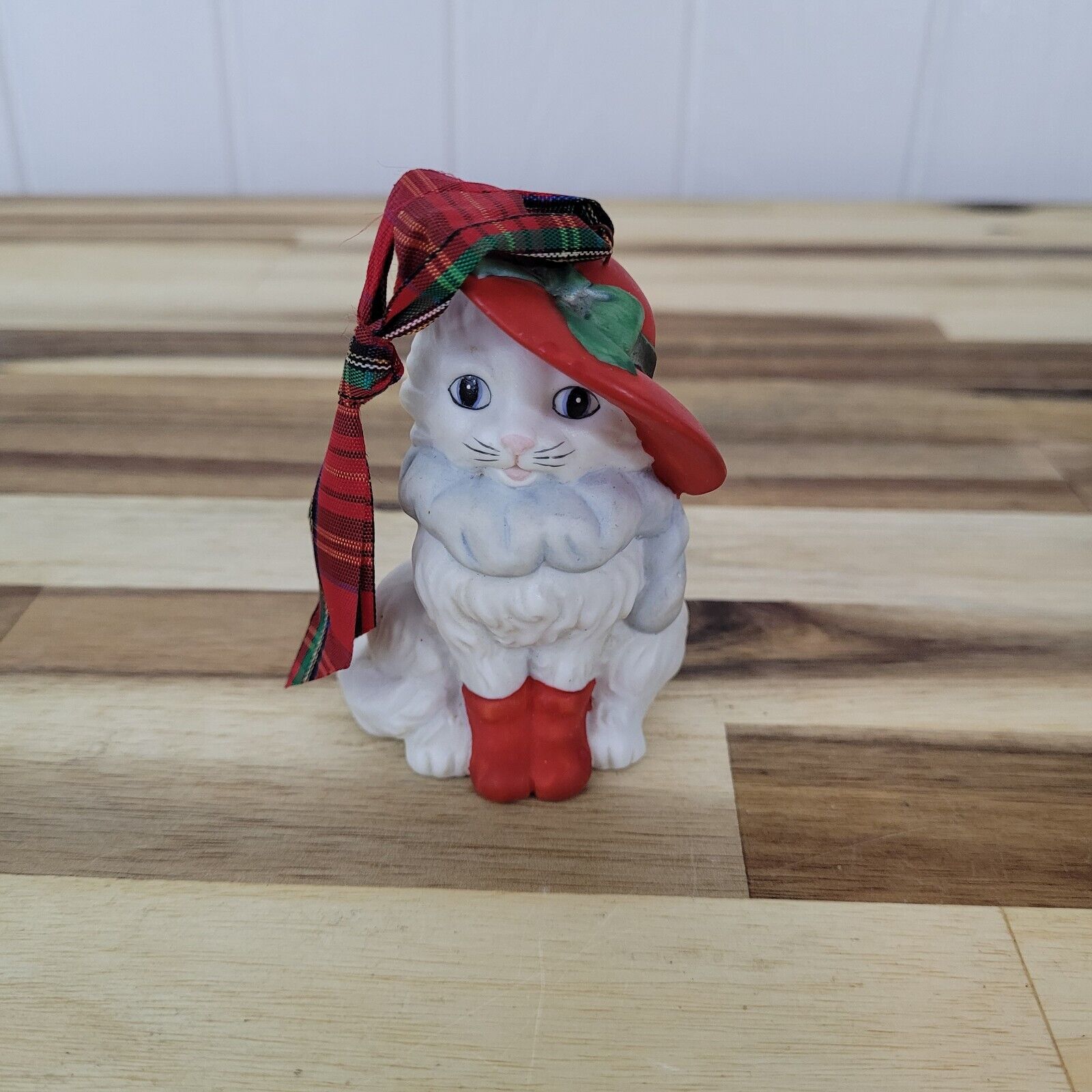 Vintage 1985 Ebeling & Reuss White Cat in Red Hat & Boots Christmas Ornament