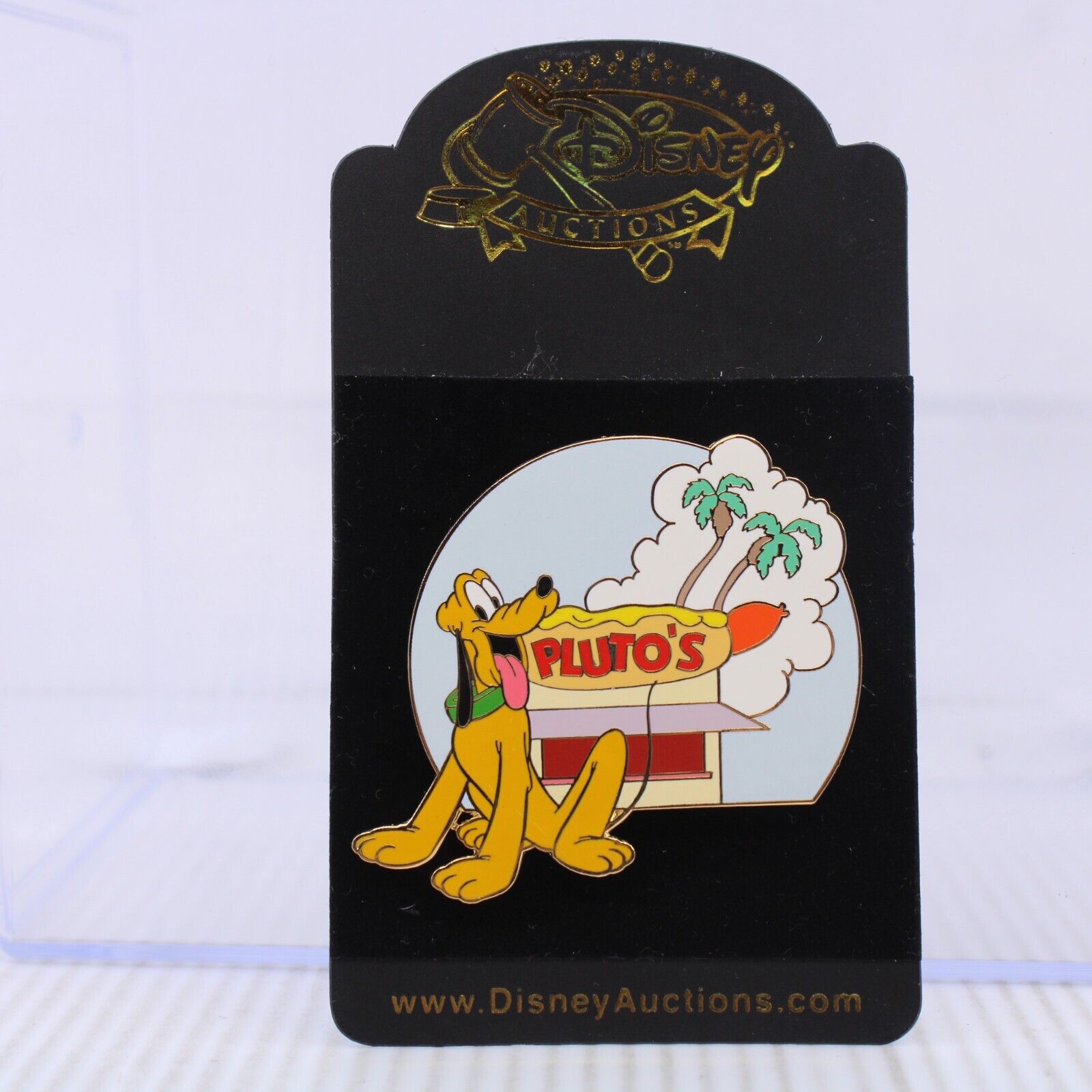B1 Disney Auctions LE 500 Pin Plutos Hotdog Stand