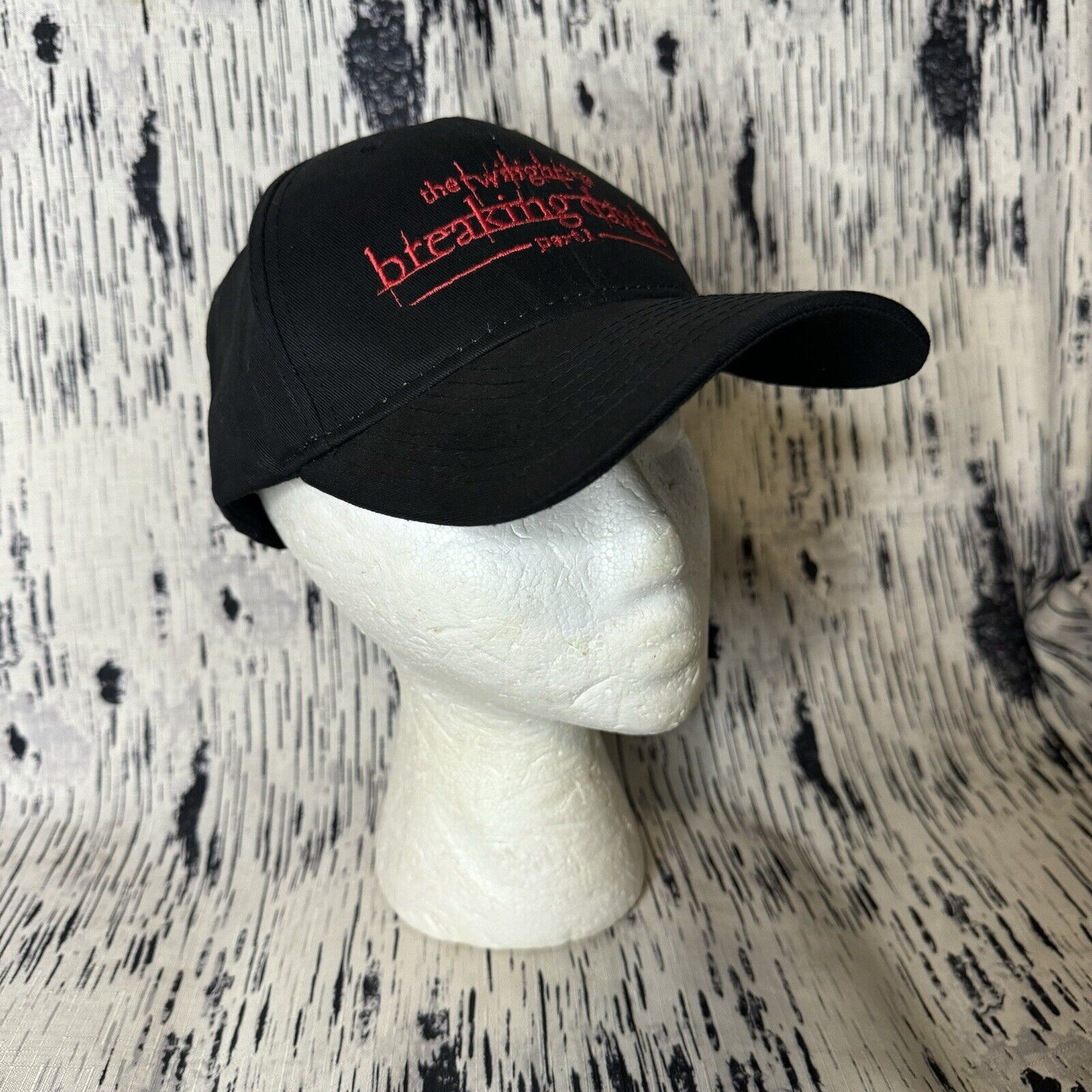 The Twilight Saga Breaking Dawn Part 1 Cap Black Adjustable Hat KC One Size