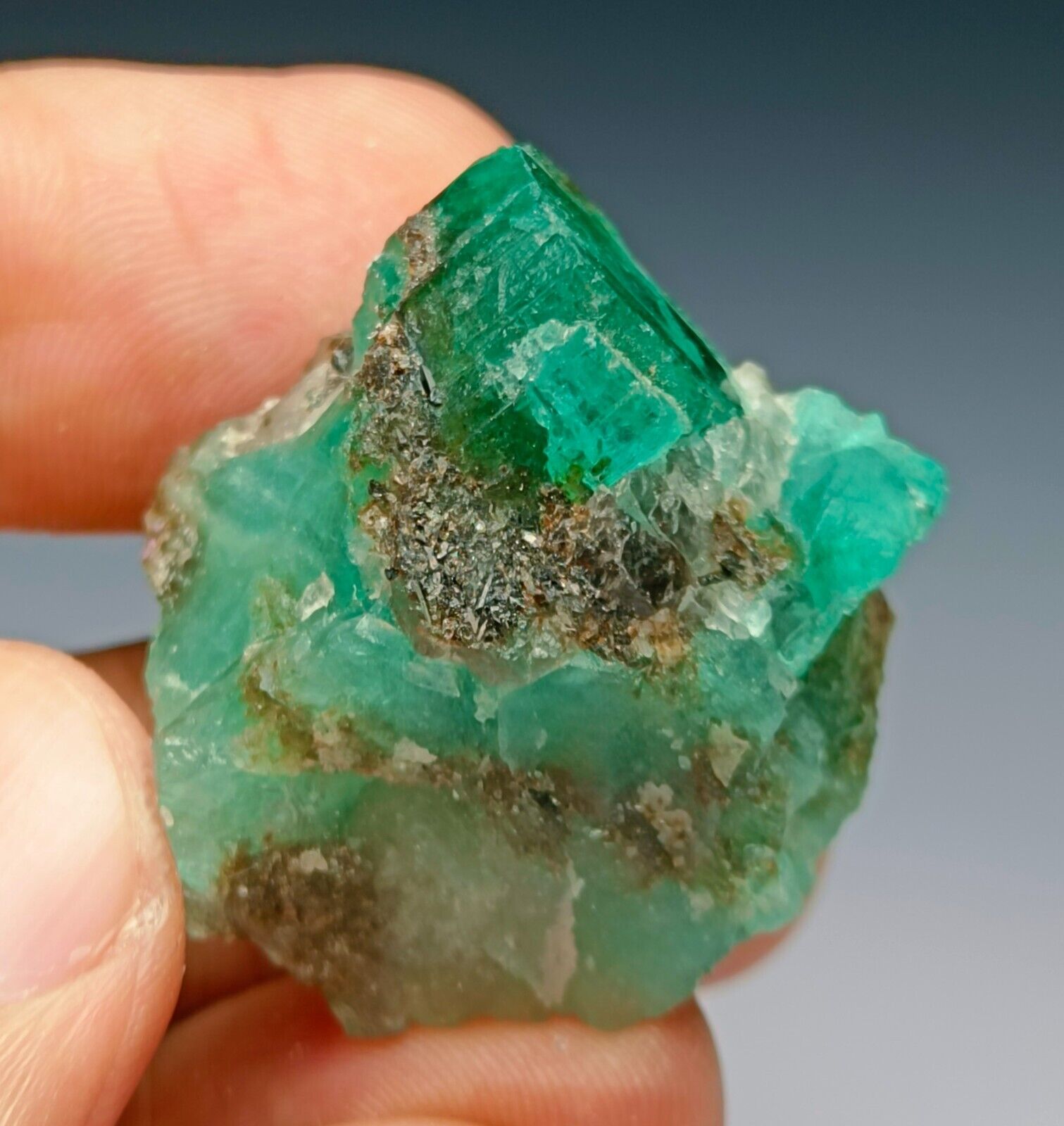 103.05Ct Natural Well Terminated Emerald Crystal Specimen From Pakistan
