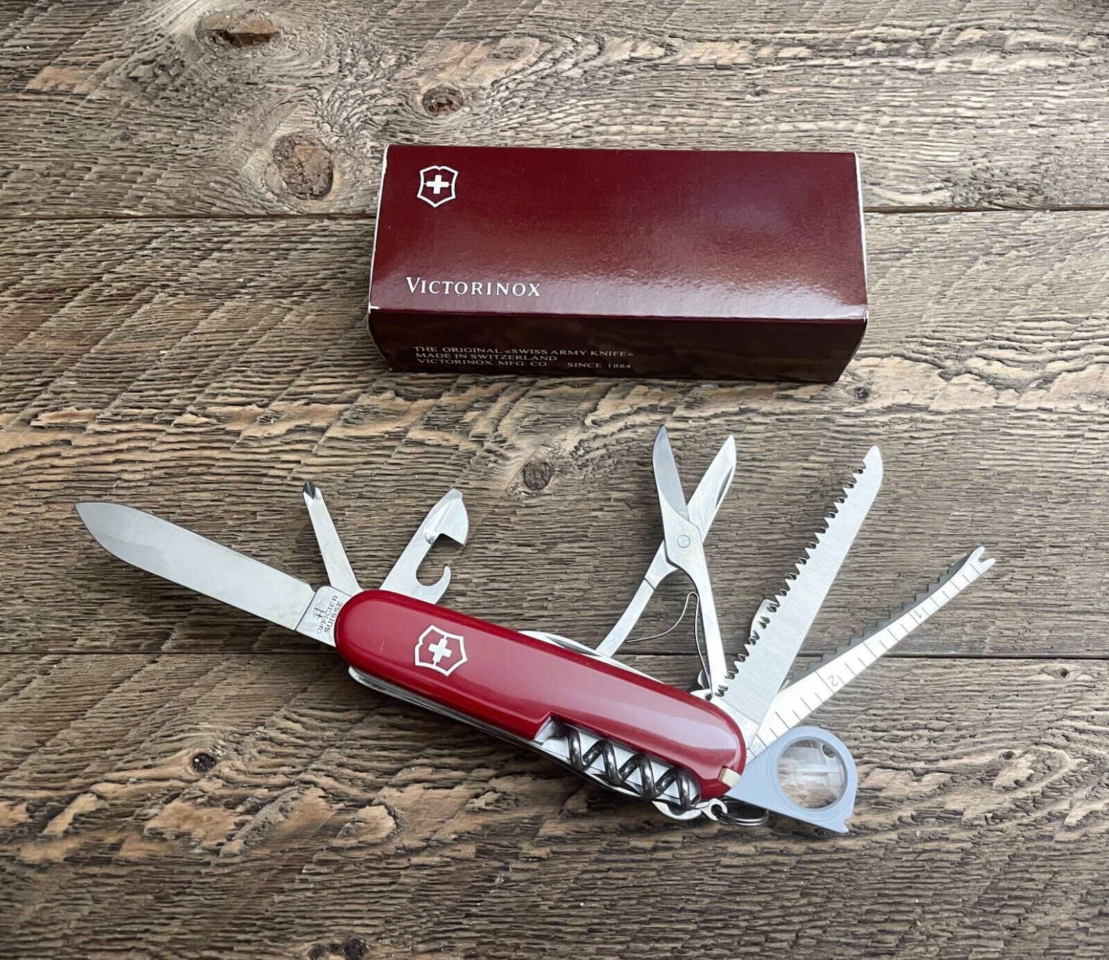 Victorinox Outdoorsman Marlboro Red Swiss Army Multi-Tool. Price is for 1 Knife