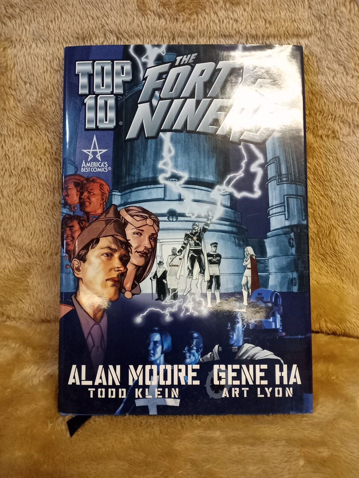  TOP 10: THE FORTY-NINERS HARDCOVER by ALAN MOORE - AMERICA'S BEST COMICS/2005