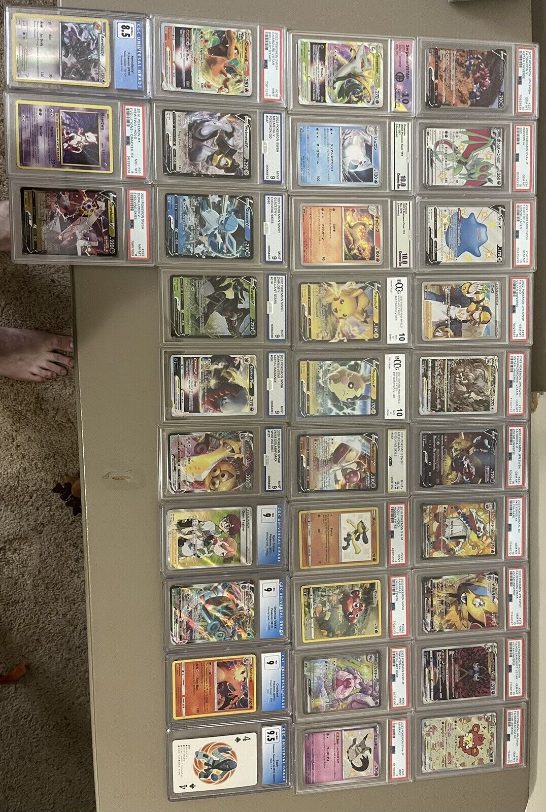 33 PSA Pokémon cards lot