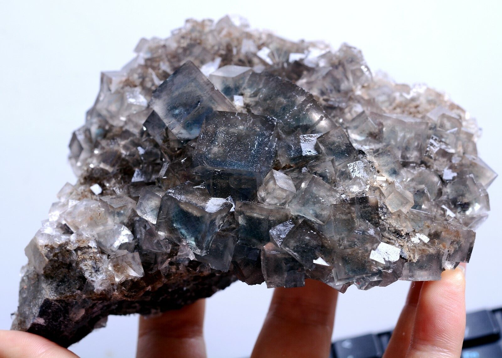 726gTransparent Blue-Green Cube Fluorite CRYSTAL CLUSTER Mineral Specimen/ China