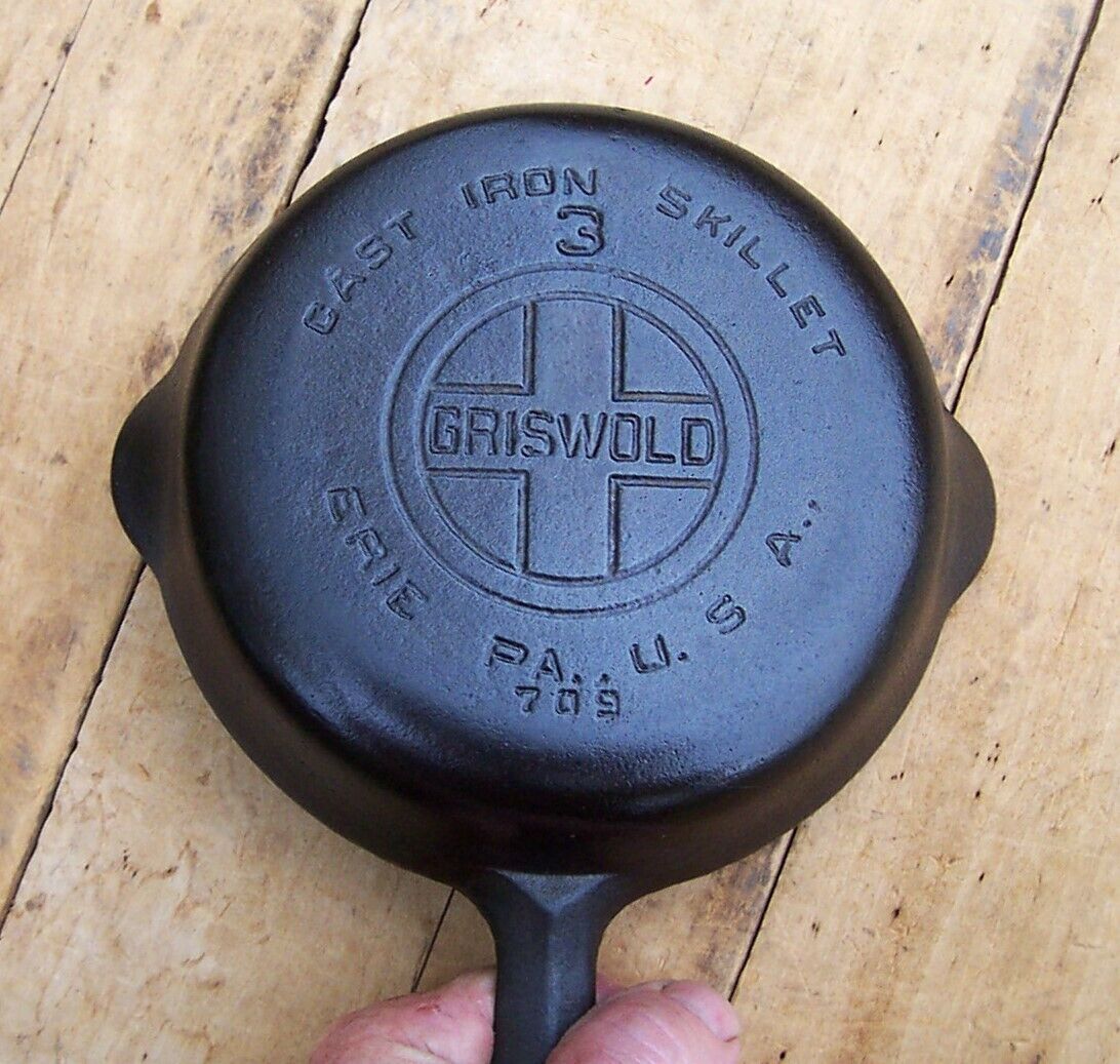 Antique Griswold No. 3 Cast Iron Large Block Logo Skillet p/n 709