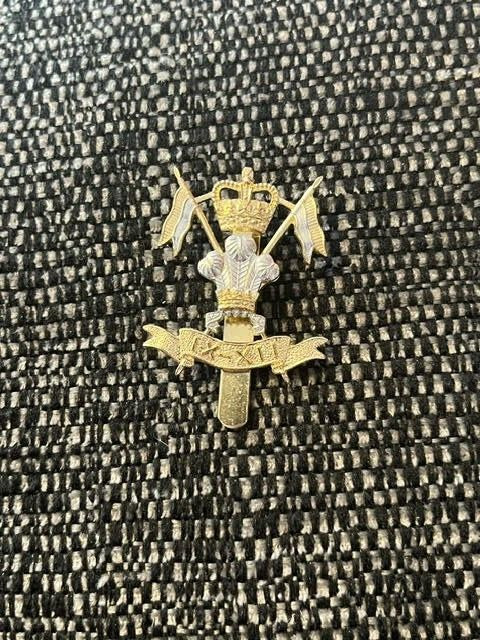 British Army 9th/12th Royal Lancers Anodised Cap Badge