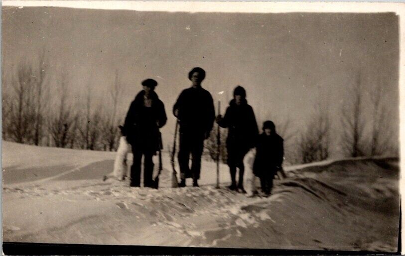 RPPC Postcard Hunters with Guns and Rabbit Snowshoe Hare c.1907-1914       12419