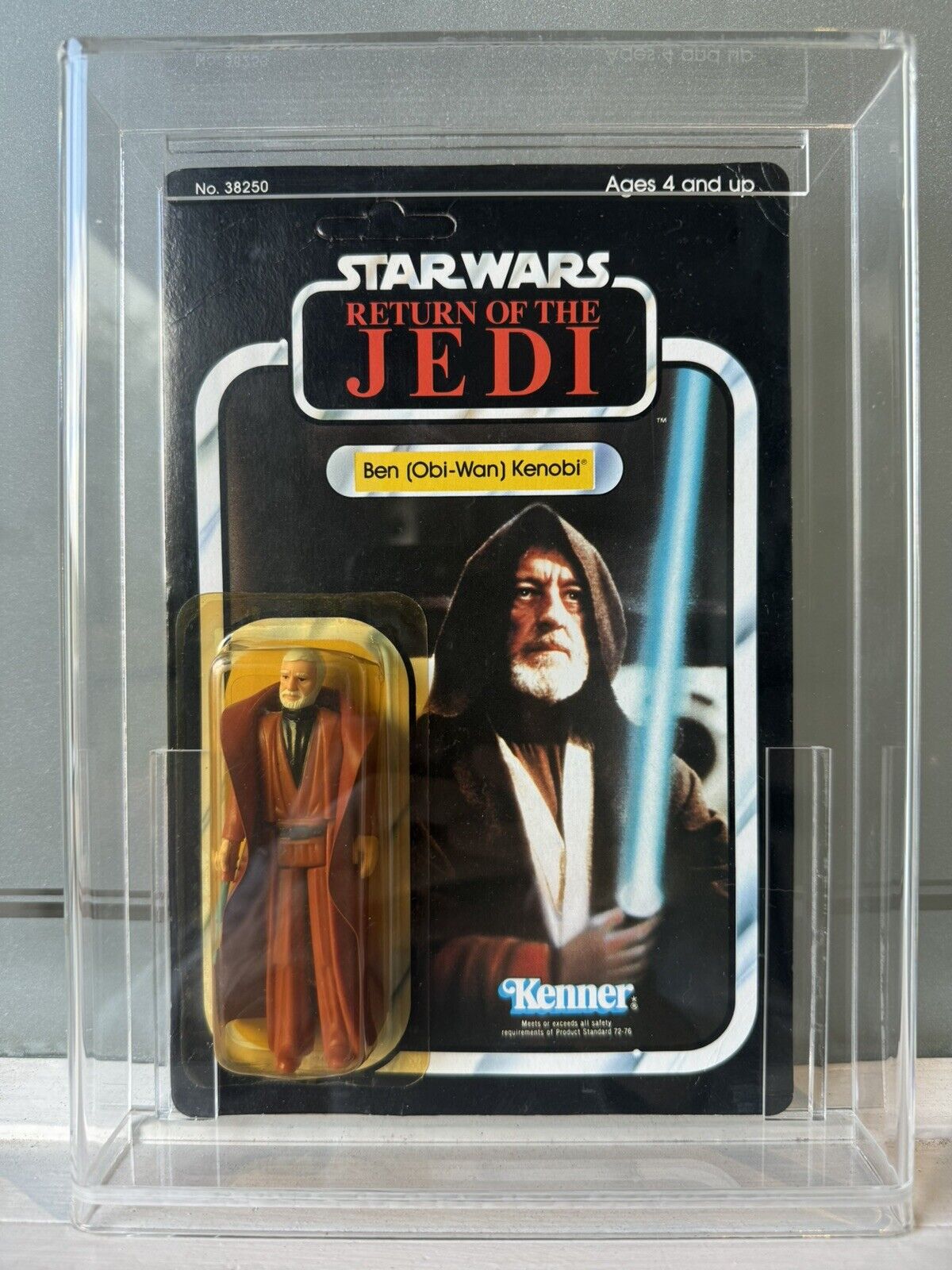 Vintage Return Of The Jedi Kenner 1983 Ben Obi-Wan Kenobi In Acrylic Case