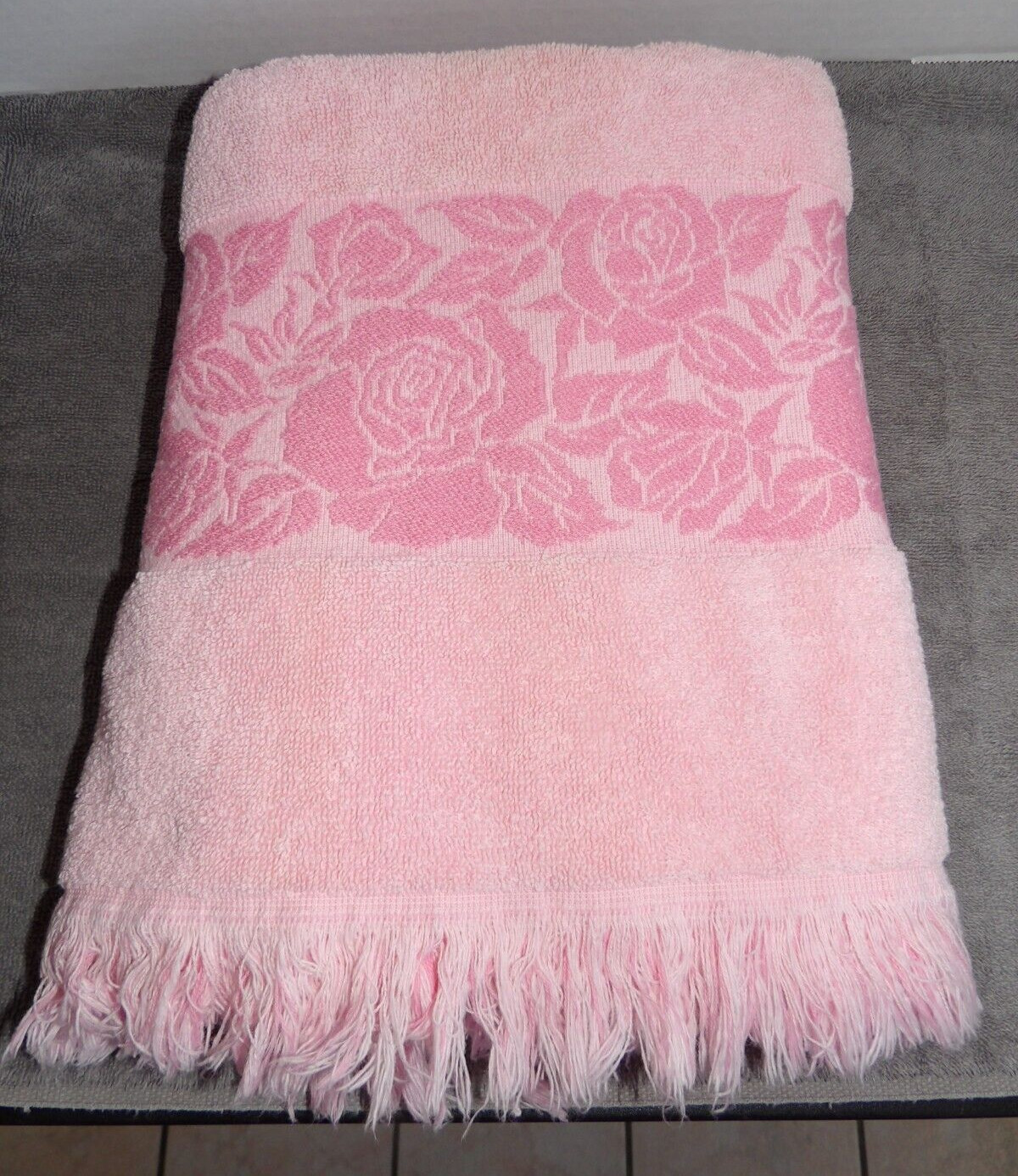 Vintage MCM Callaway Pink Rose Bath Towel Fringe 1970’s Label of Luxury