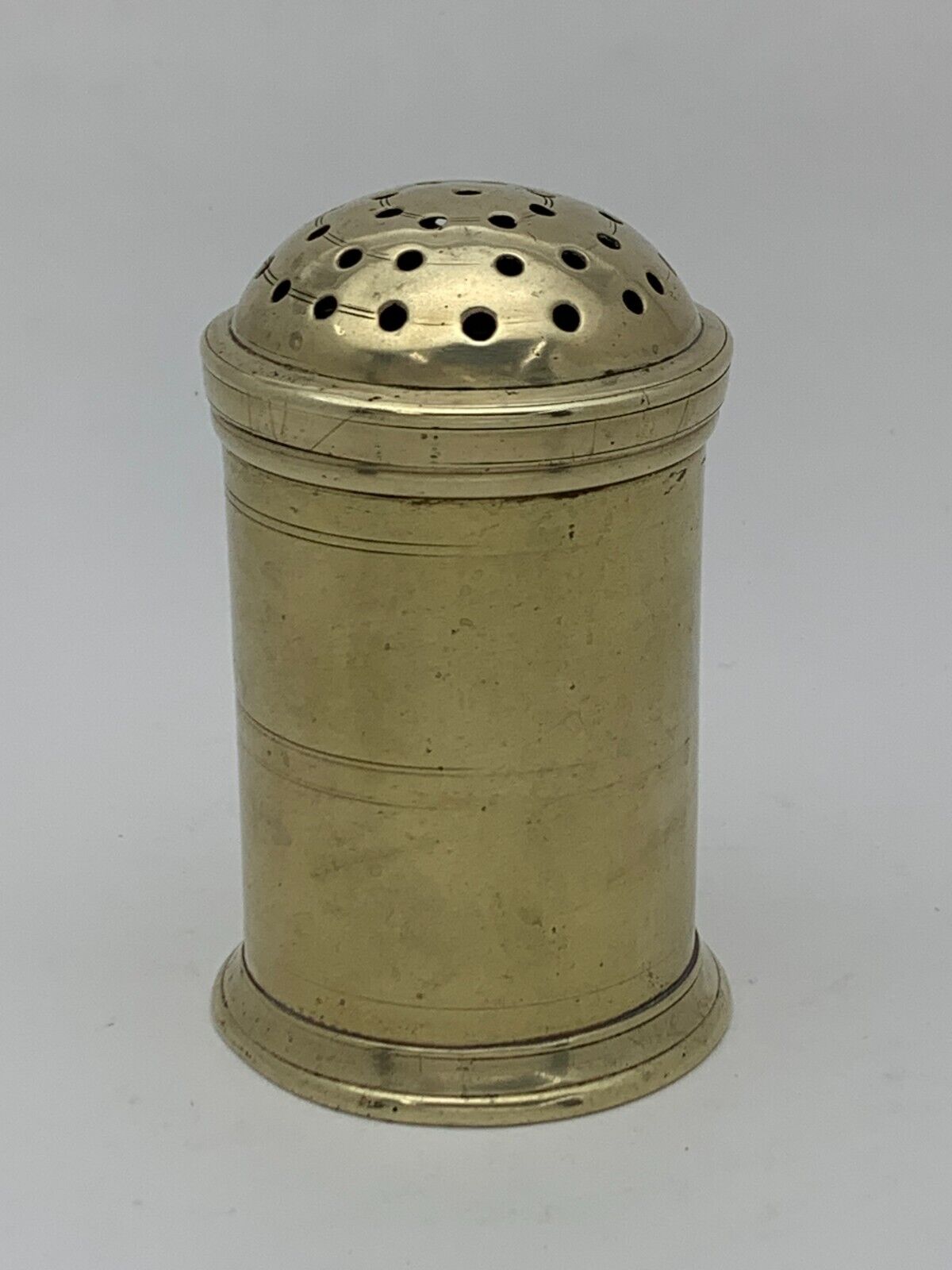 A Fine 18th C American Colonial ca 1730-1750 Brass Shaker Pepperette