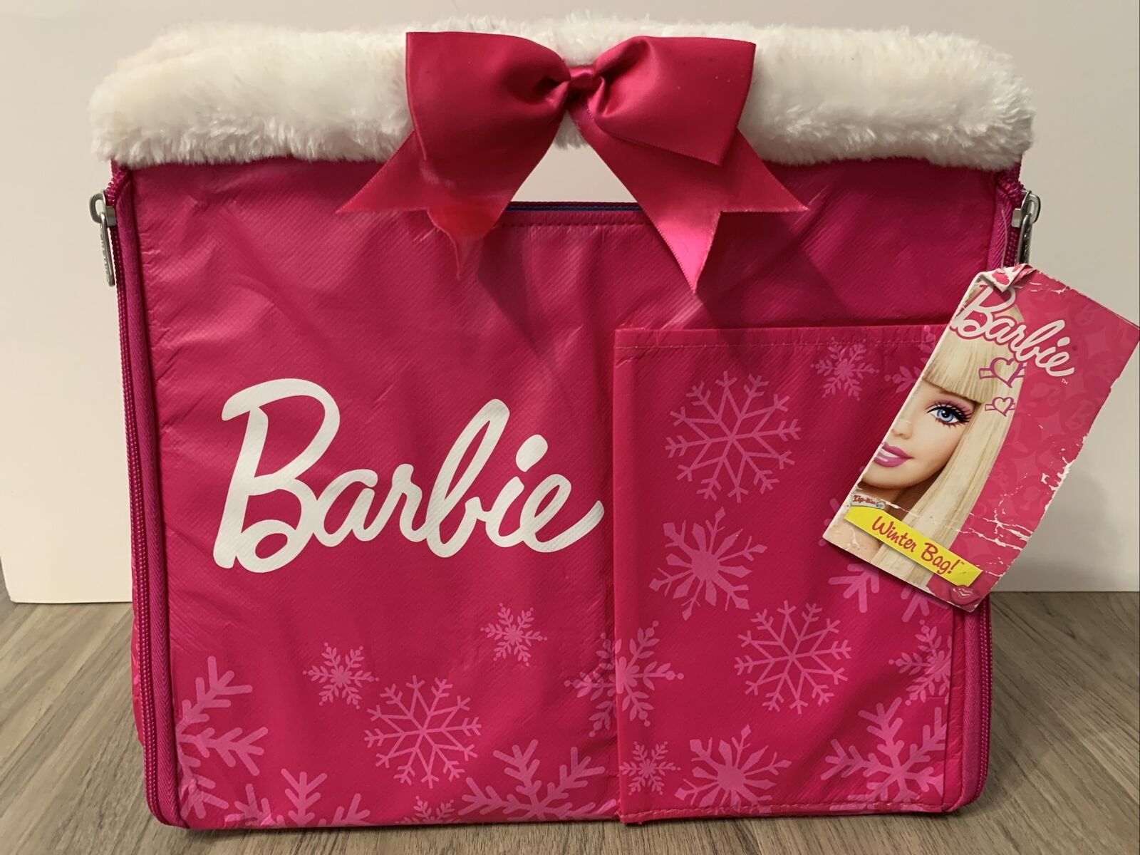 2011 Barbie Winter Bag Mattel Pink Tote Bag Purse Beauty Clutch Bag RARE NEW