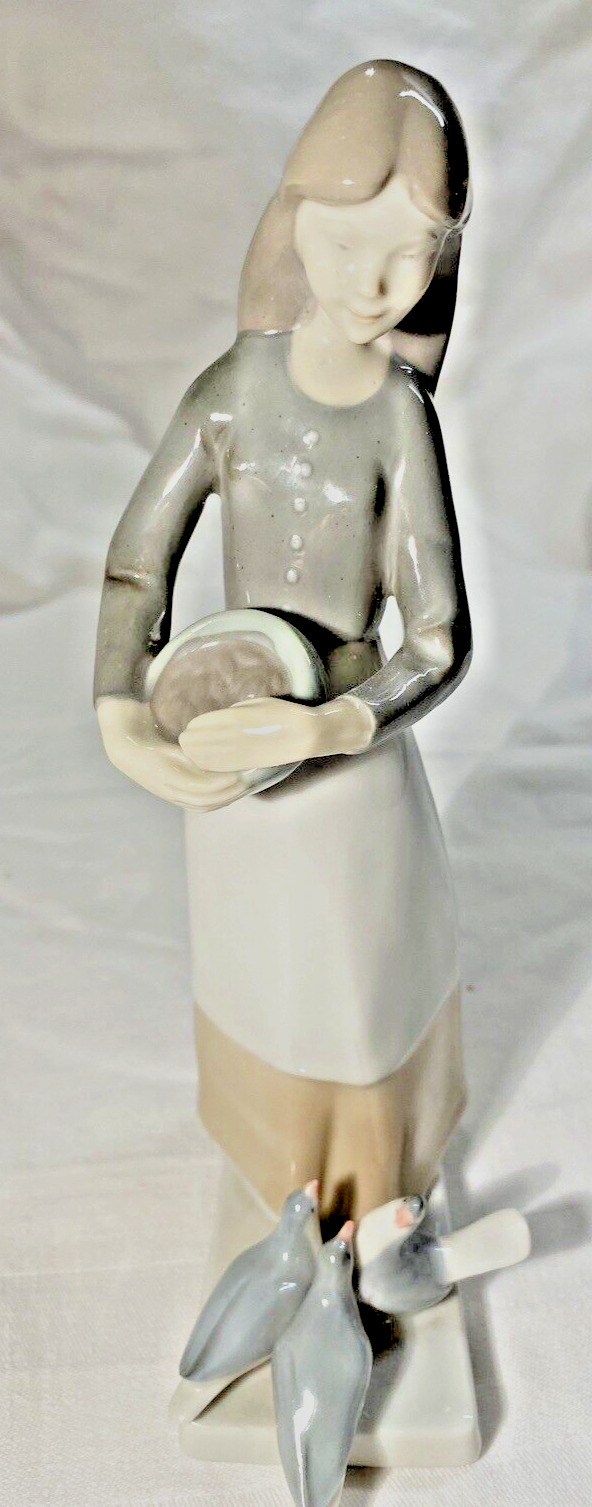 German Porcelain Figurine Grafenthal By Carl Scheidig Girl Feeding Birds vintage