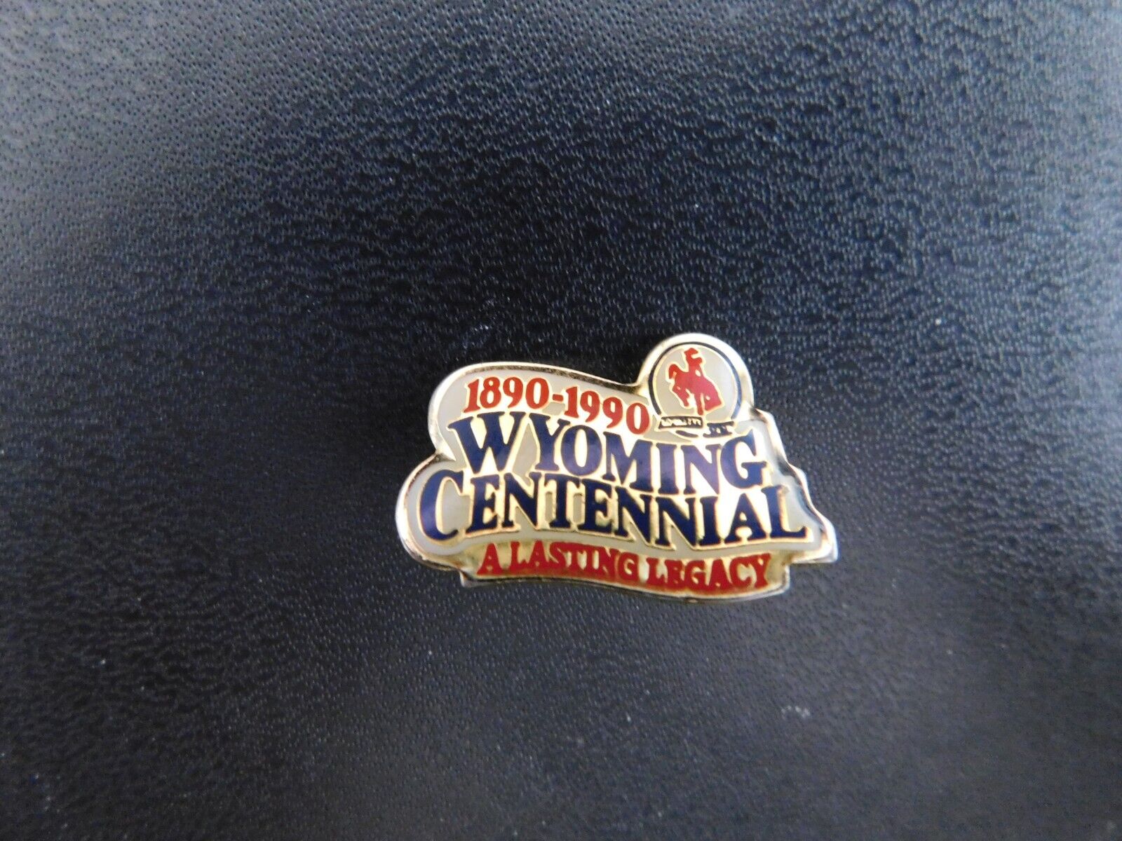 Vintage Wyoming Centennial 1990 Cowboy Hat Lapel Pin Pinback Antique RARE