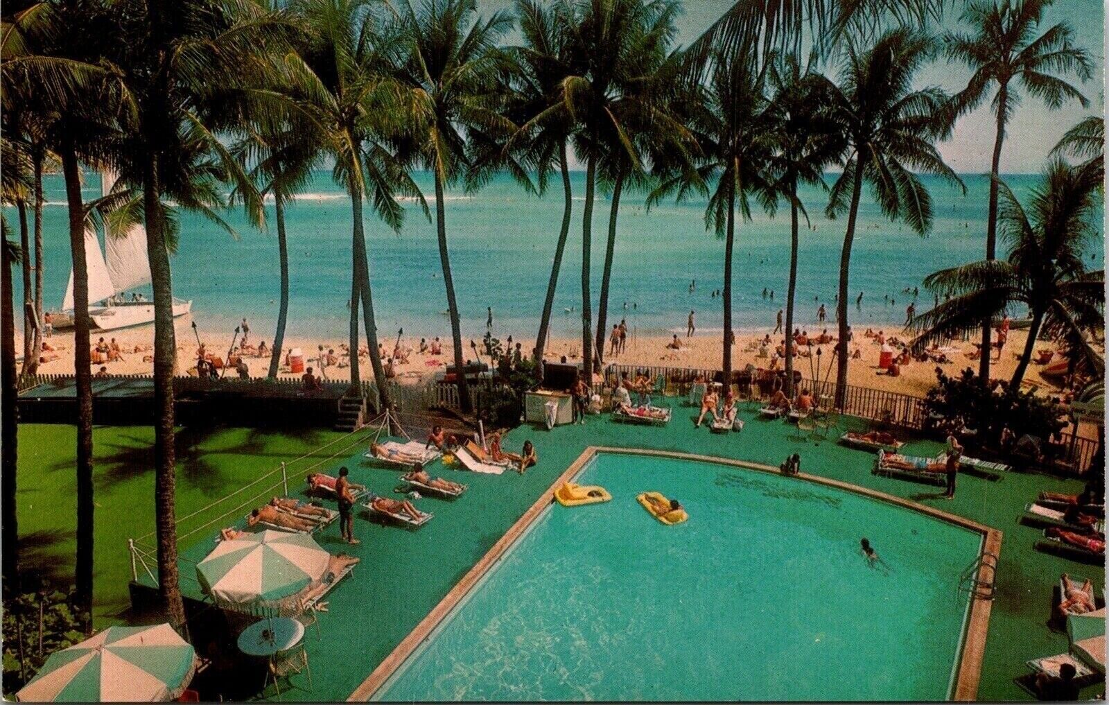 Outrigger Hotels Waikiki Beach Honolulu Hawaii Pool Ocean Beach Chrome Postcard
