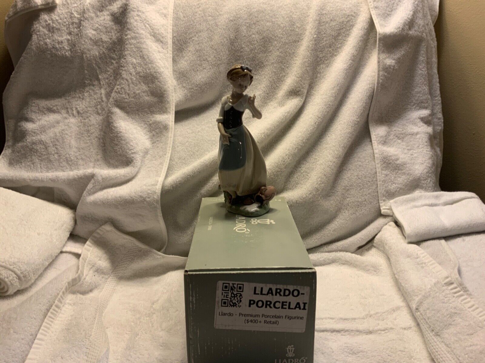 Lladro No. 8537 Clumsy Me Spain (retired 2017)
