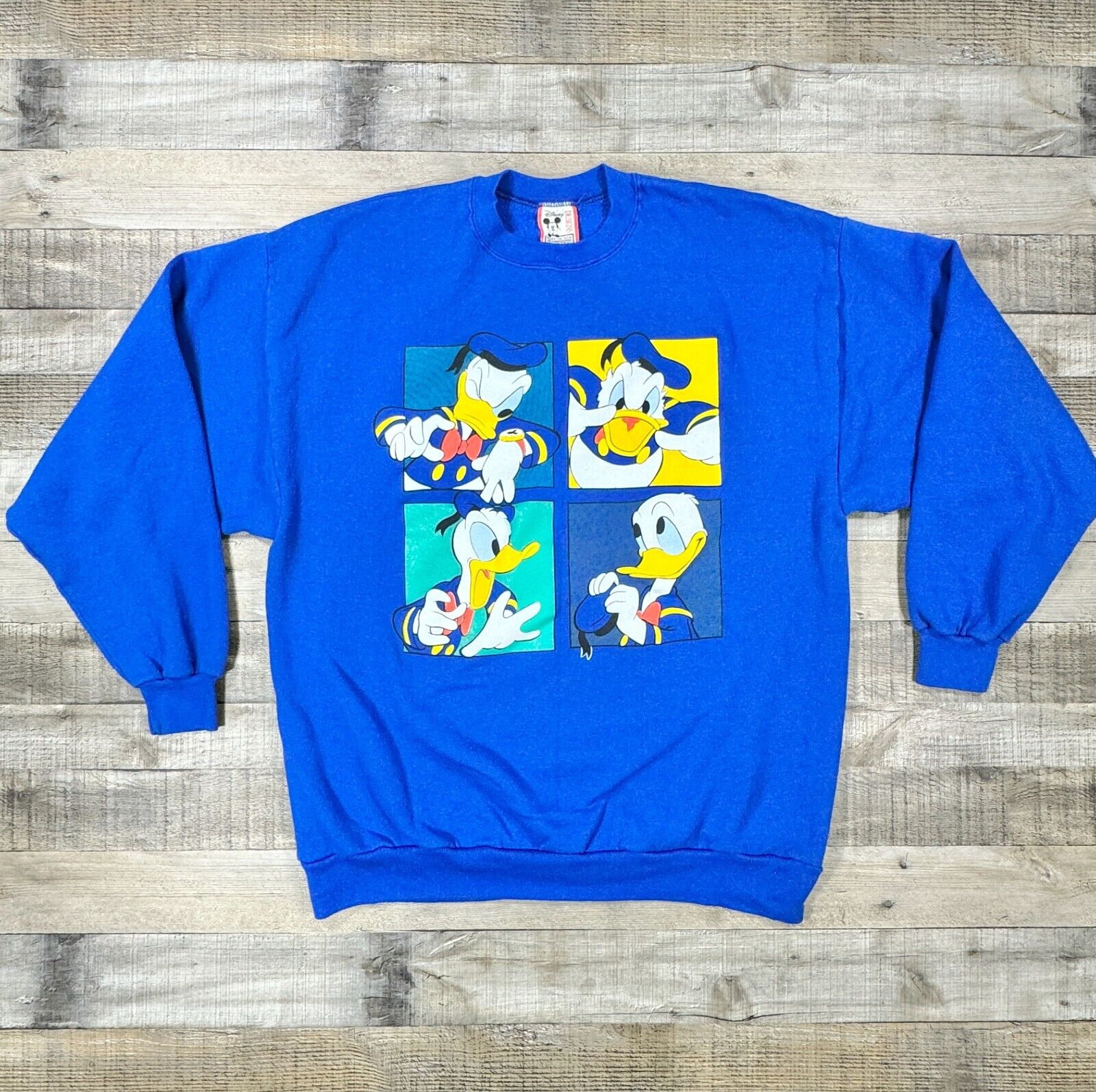 Vintage Disney Designs Sweatshirt Mens Extra Large Blue Donald Duck Crewneck USA