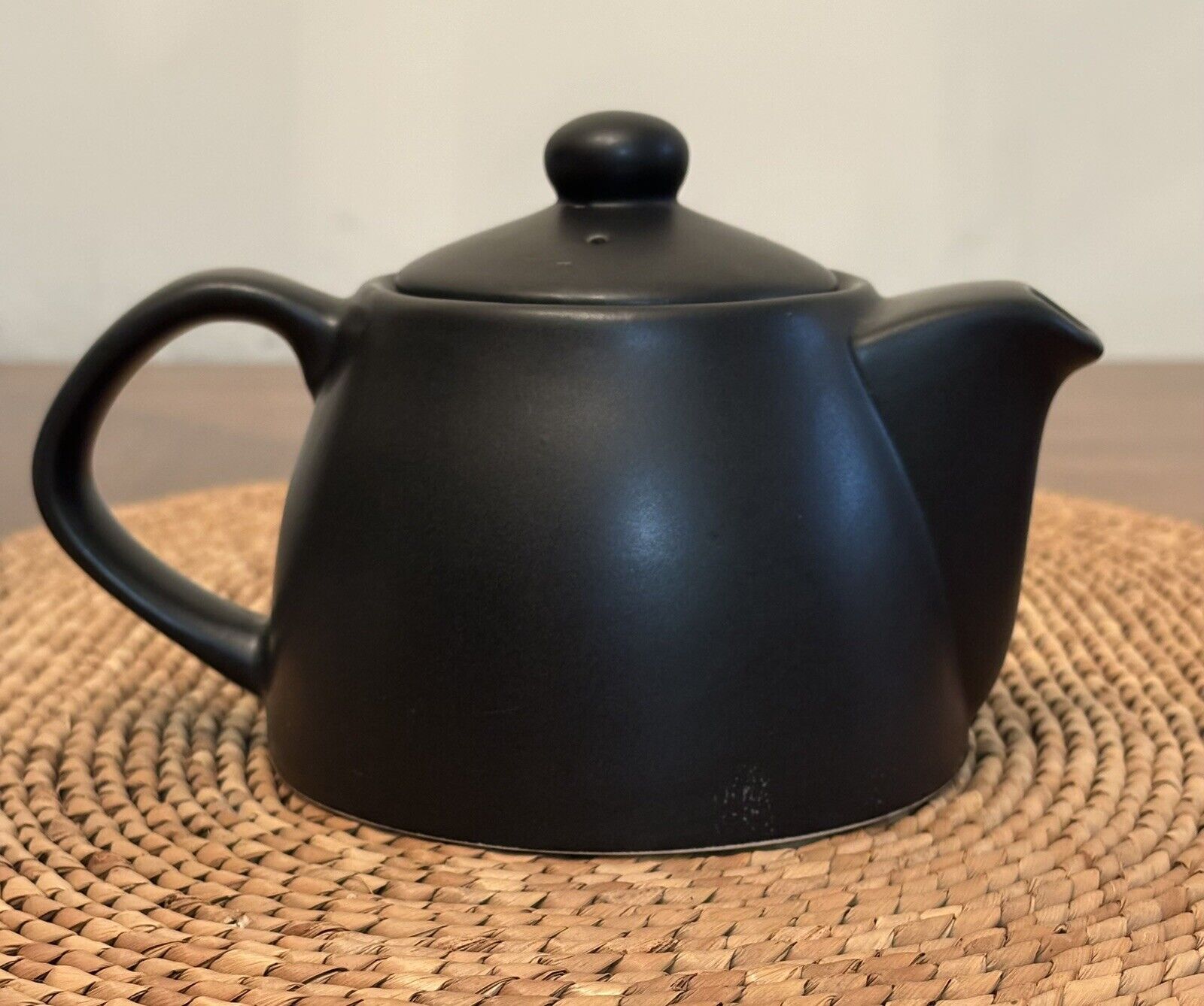 DesignPac 2 Cup Teapot Black Ceramic