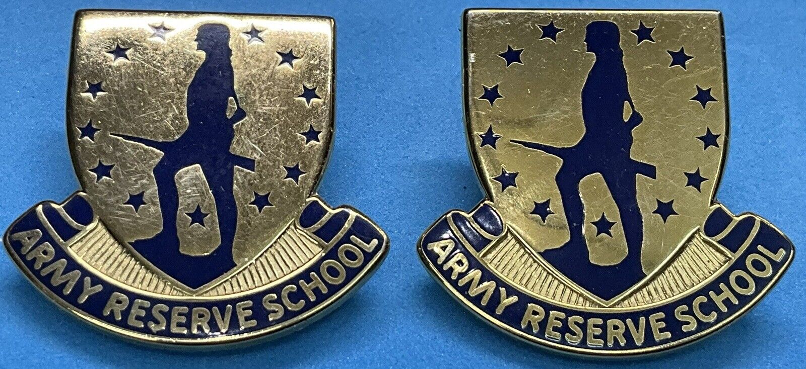 Pair of Army Reserve School Unit Crest Lapel Pins (D-22)