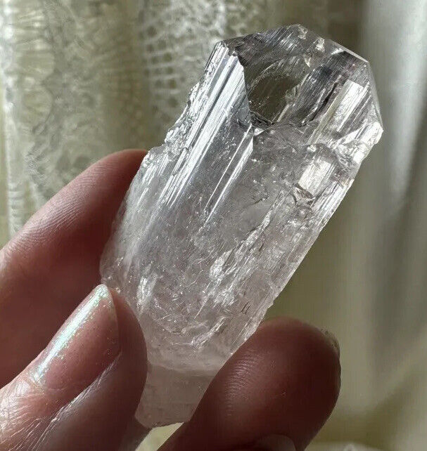 MUSEUM QUALITY DANBURITE LARGE TERMINATED ANGEL VIBRATION SYNERGY 12 CRYSTAL