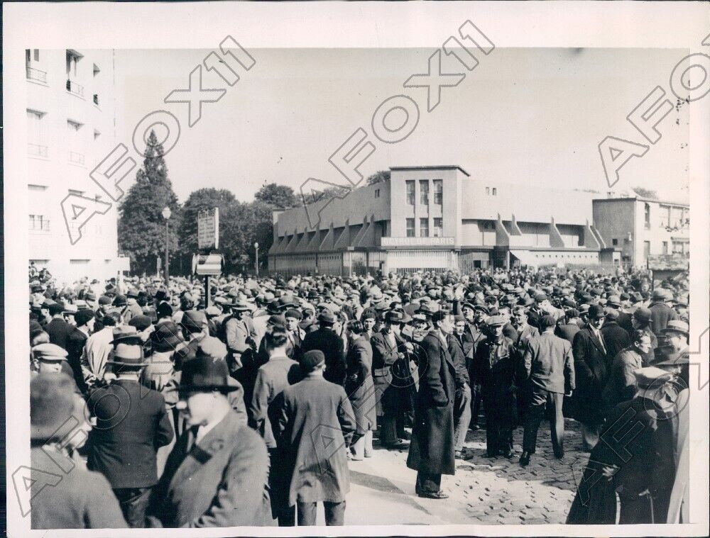 1936 Paris France Parc Des Princes Demonstration by Pari Communists Press Photo