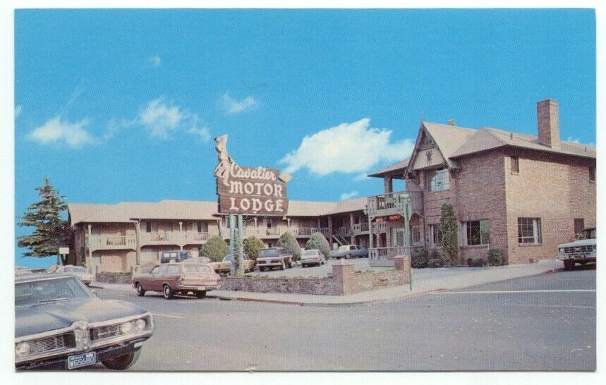 Reno NV Cavalier Motor Lodge Hotel Vintage Cars Postcard Nevada