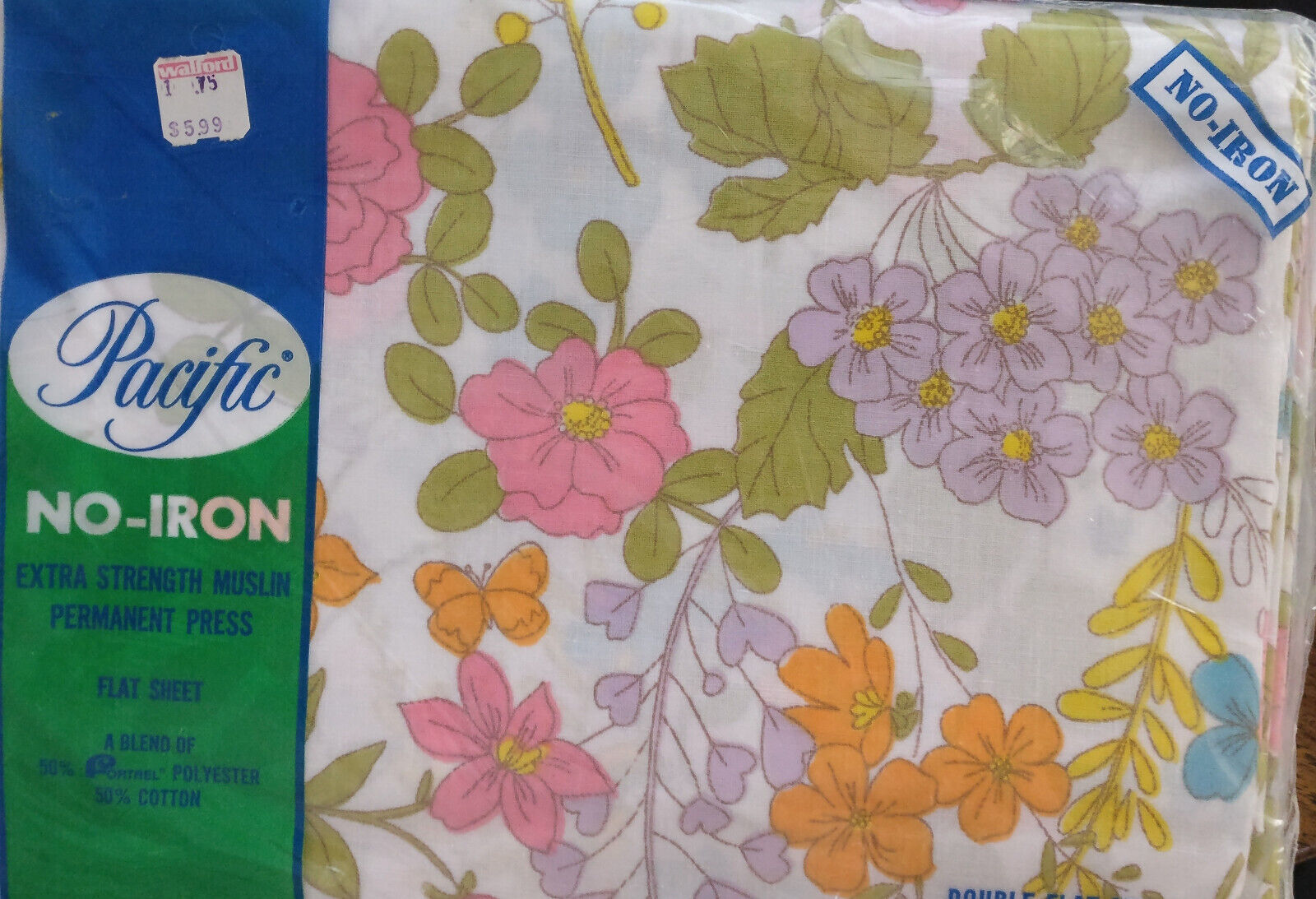 VINTAGE PACIFIC MADRIGAL RETRO FLOWER DOUBLE FLAT SHEET NO IRON MUSLIN NOS