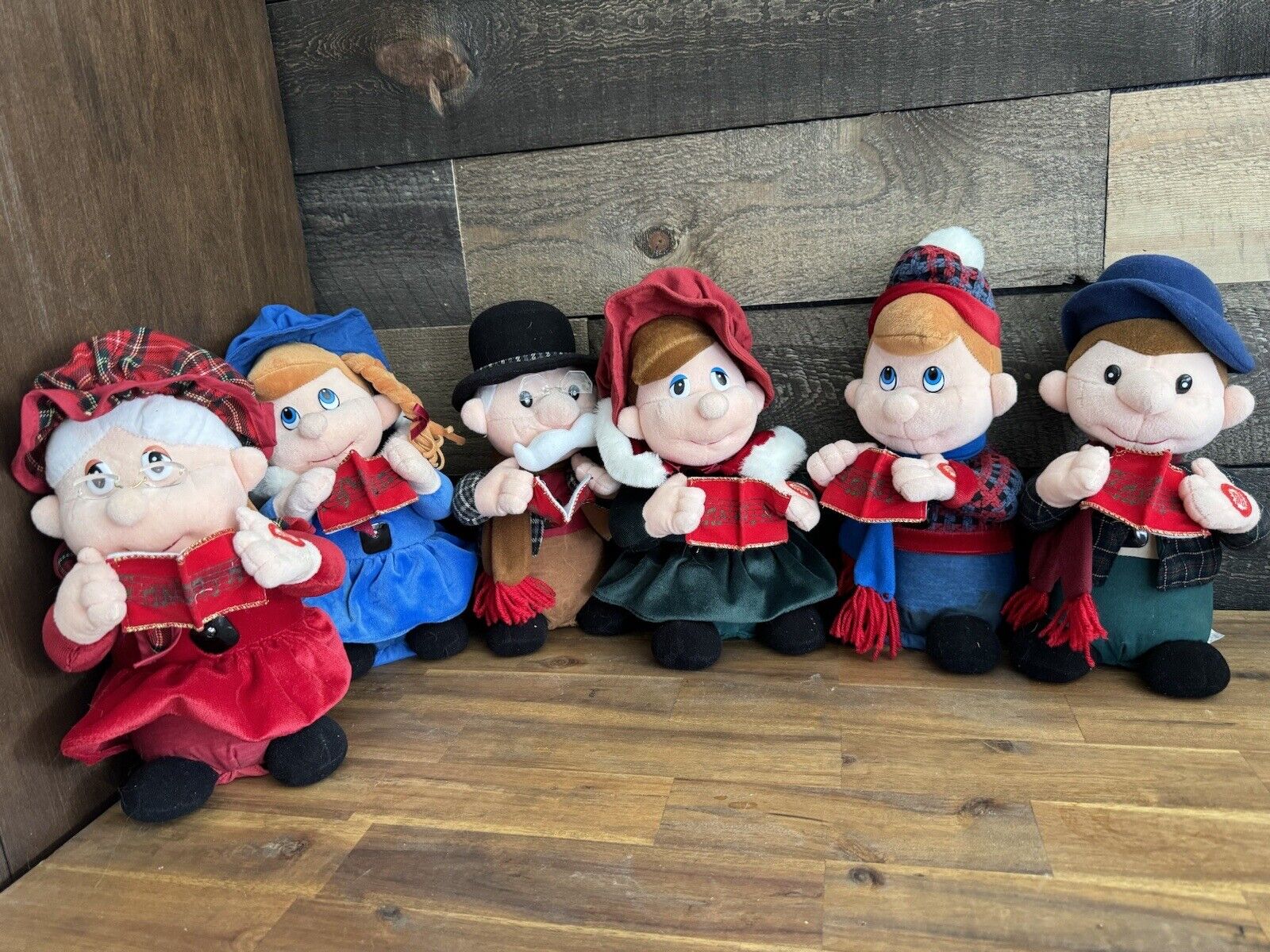 Vintage TL Toys Singing And Dancing Interactive Caroler Plushes Lot Of 8