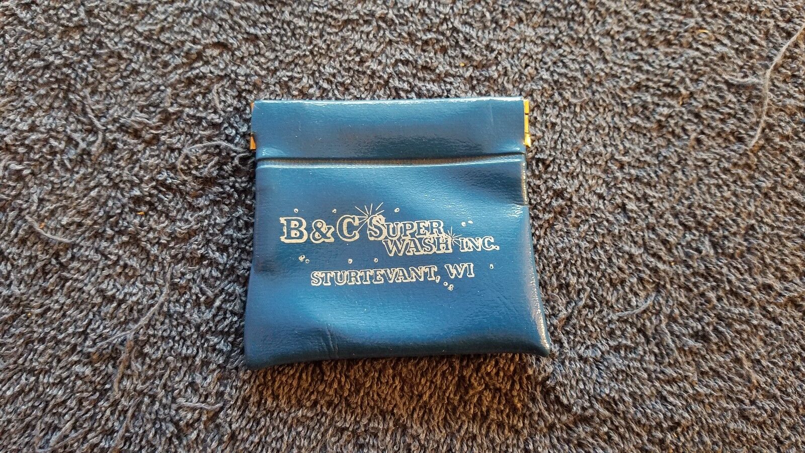 B + C super wash Sturtevant Wisconsin squeeze top coin purse advertising M3