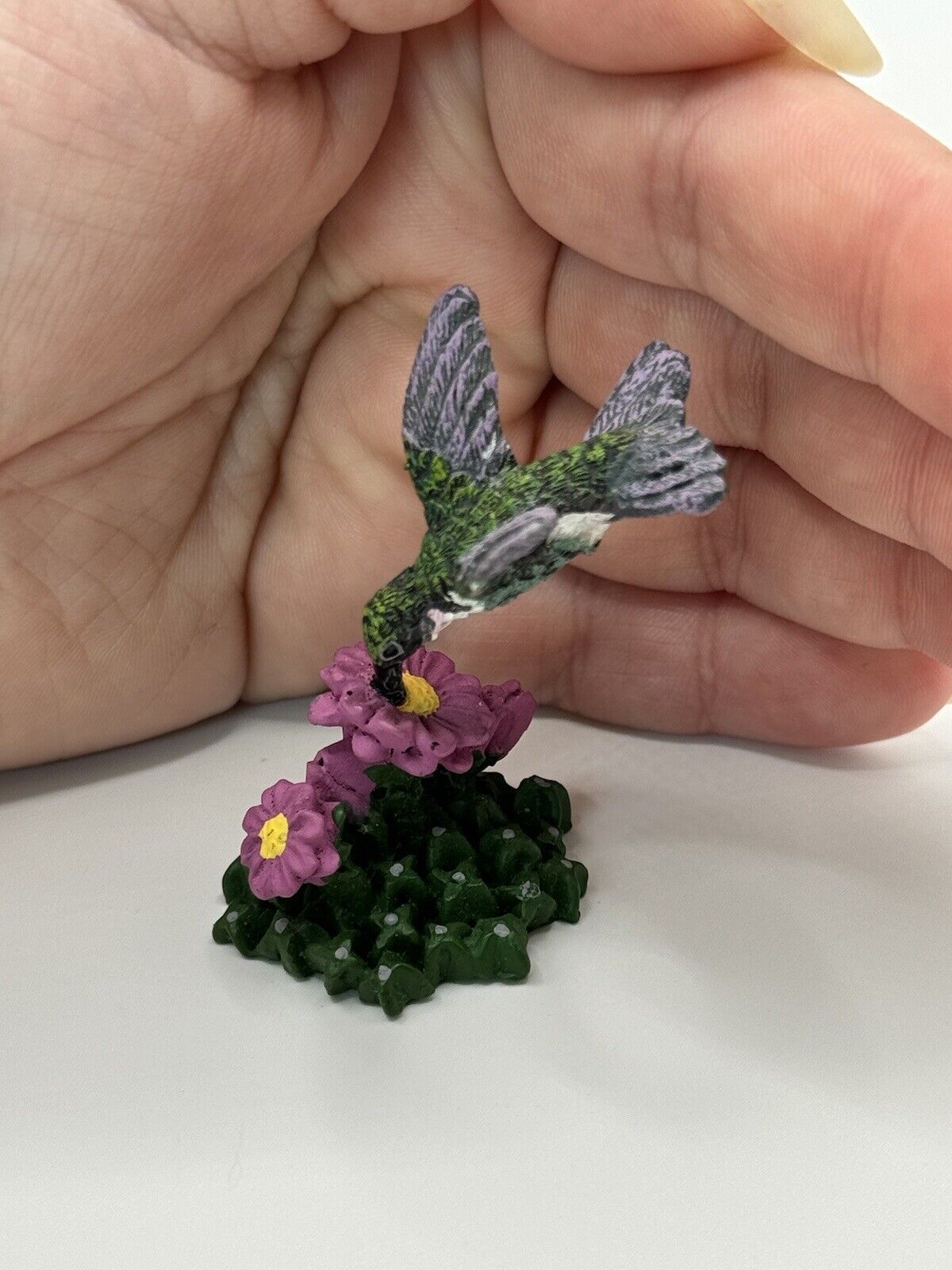 Vintage Miniature Dollhouse Hummingbird Figurine Trinket See Desc ***