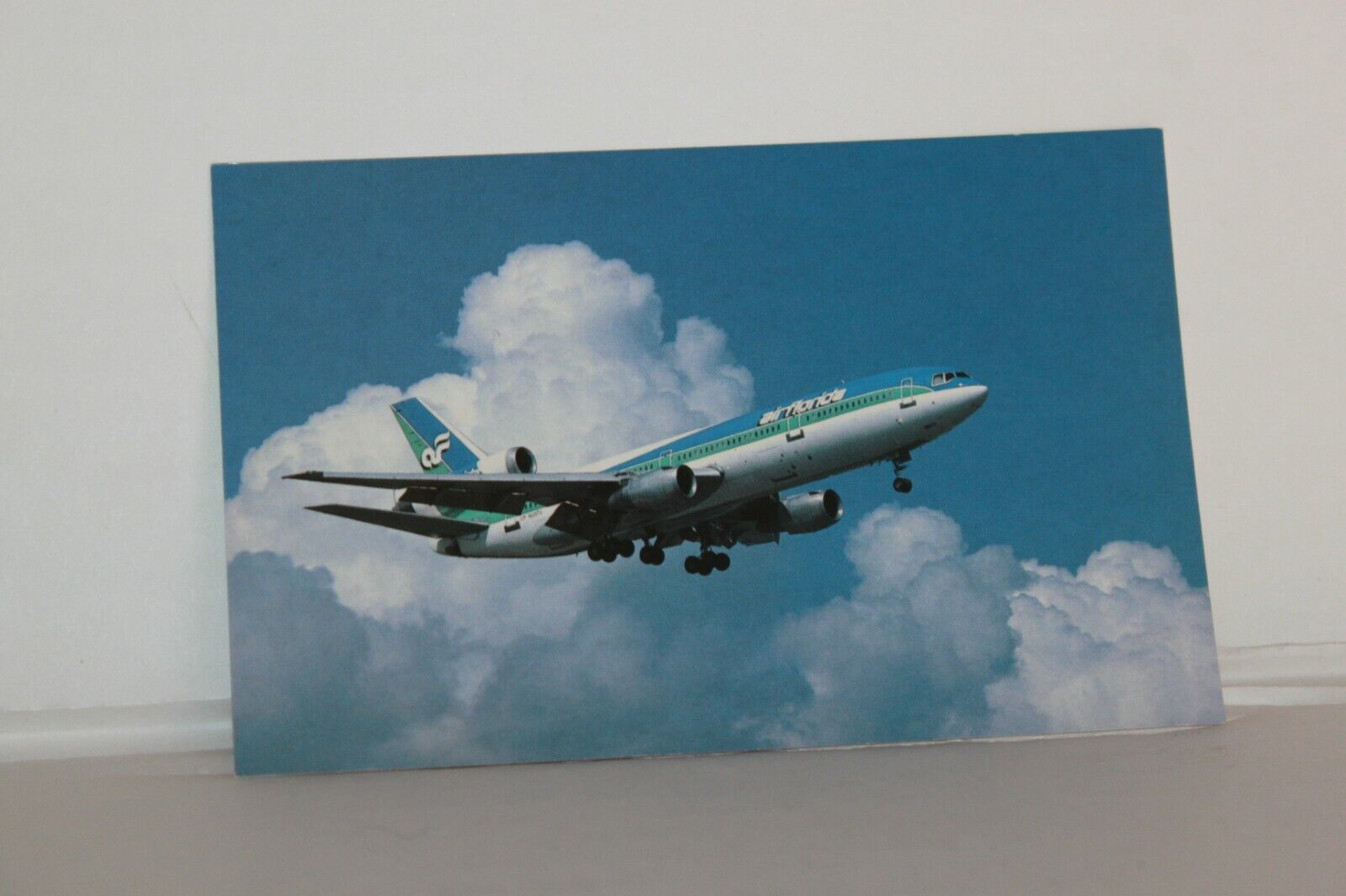 Air Florida Airline Postcard McDonnell Douglas DC-10-30CF