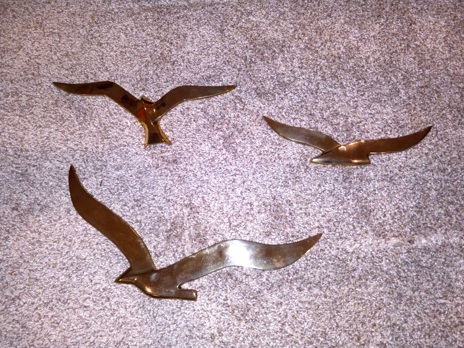 3 VERY OLD SOLID BRASS SEAGULLS WALL DECOR DISPLAYS, wing span 15.5
