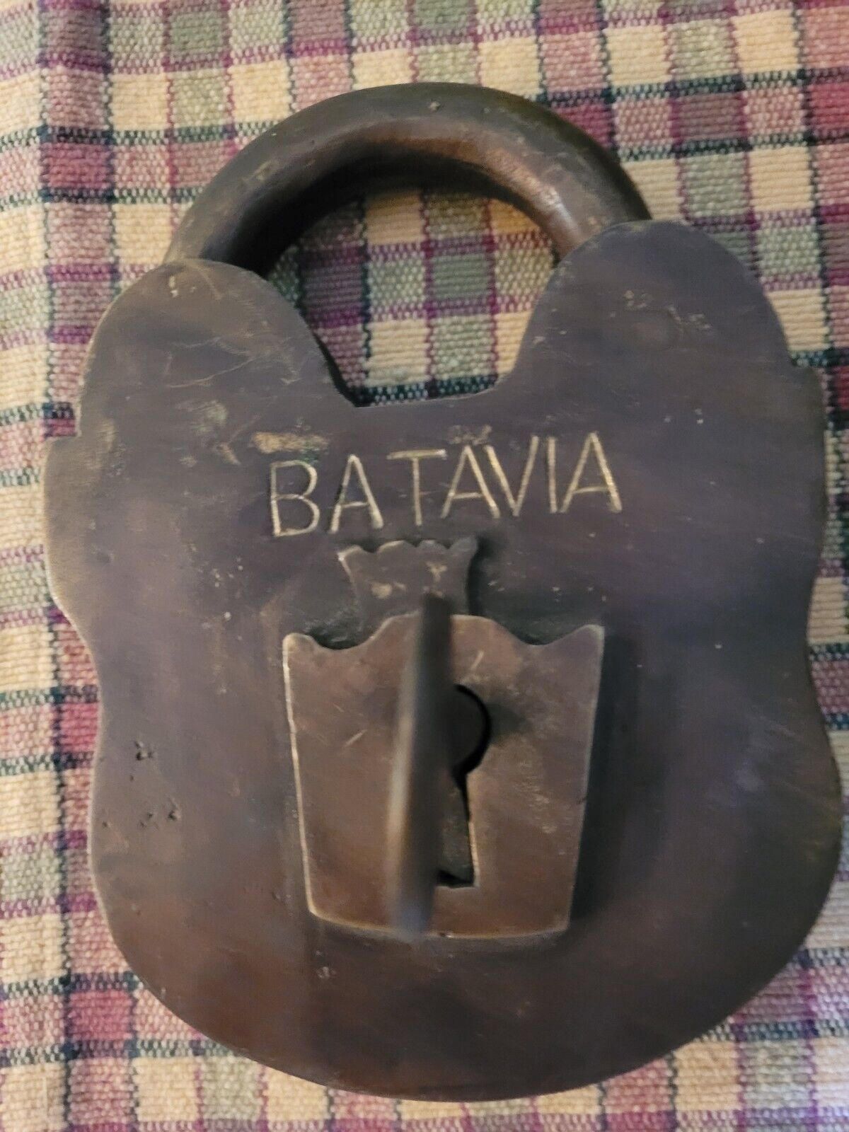 Antique Batavia Lock