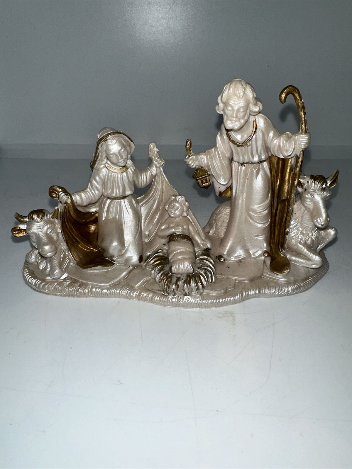 Vintage Mini Italian Nativity Scene Pearlized White