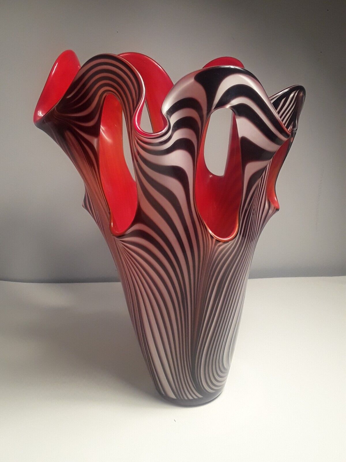  large wavy glass 3 tone Zebra color