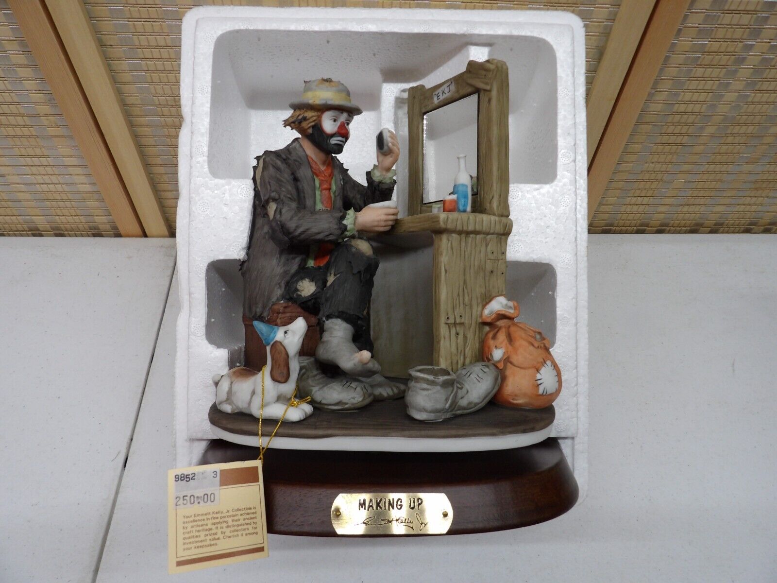 The Emmett Kelly Jr. Signature Collection - 9852 - Making Up - Signed/Autograph