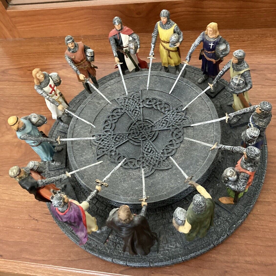 king arthur and his 12 knights of the round table Collectible Statue Lengendary