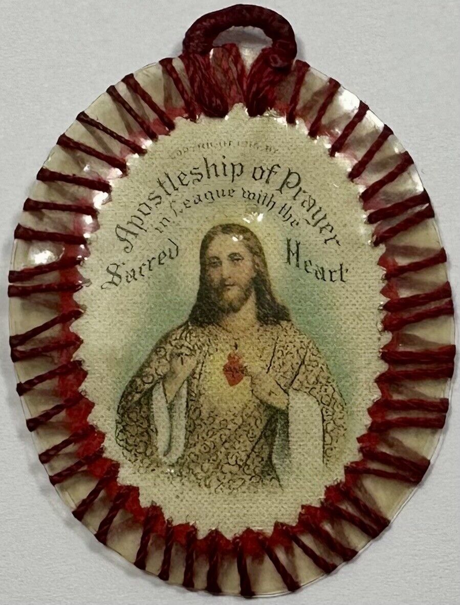 Apostleship of Prayer Sacred Heart of Jesus, Antique 1915 Badge Scapular w/Medal