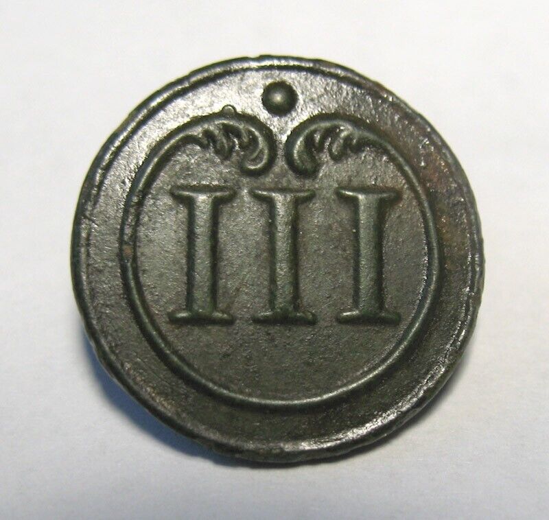Small button 111th Line Infantry Regiment Napoleon Army original relic 1812